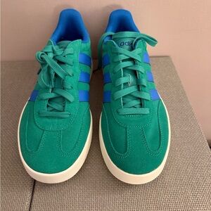 Adidas Men's Vibrant Green and Blue Sneakers